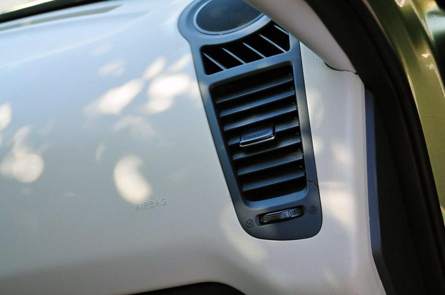  Kia Soul 2012 года  (фото 40 из 73)
